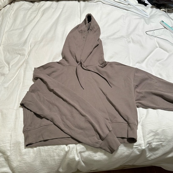 SUNDAY BEST Aritzia sweatsuit in taupe - Picture 1 of 6